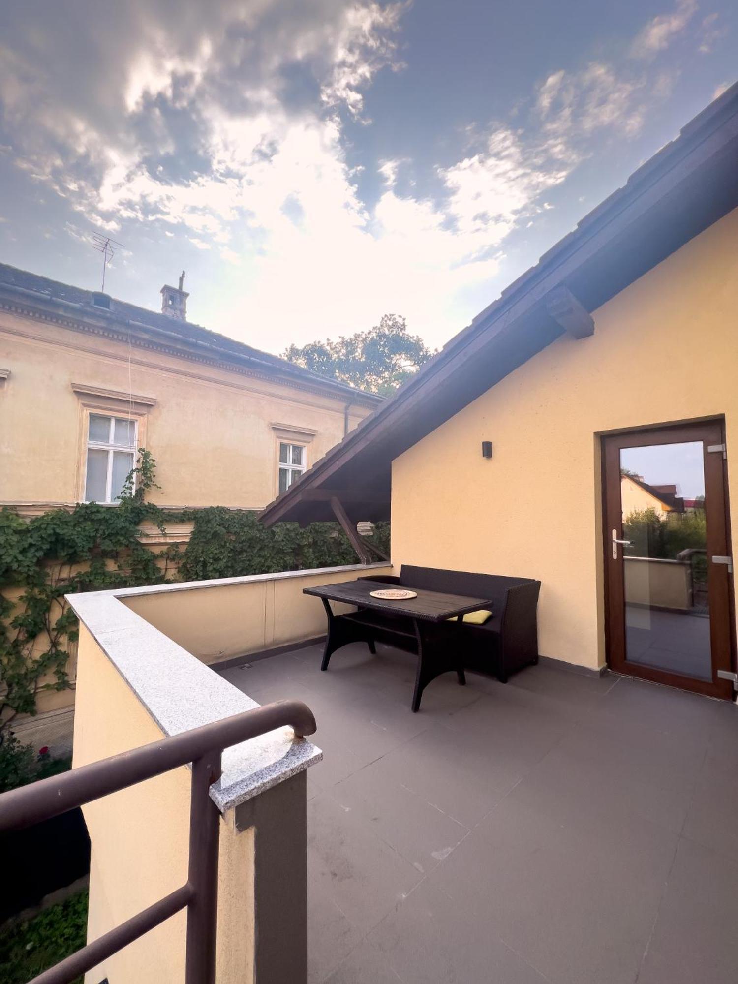 Kesletz House Hotel Sibiu Exterior foto